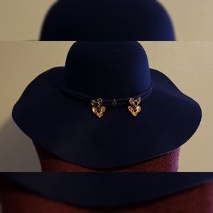 Navy felt hat, with navy rope trim detail